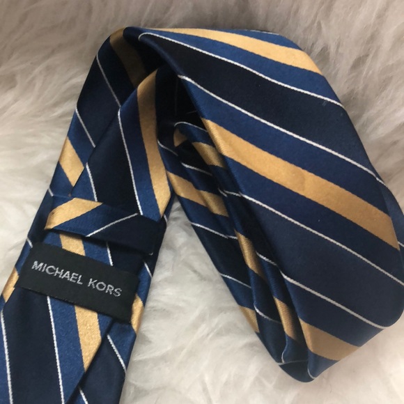 🆕 Michael Kors Silk Tie - Picture 9 of 9